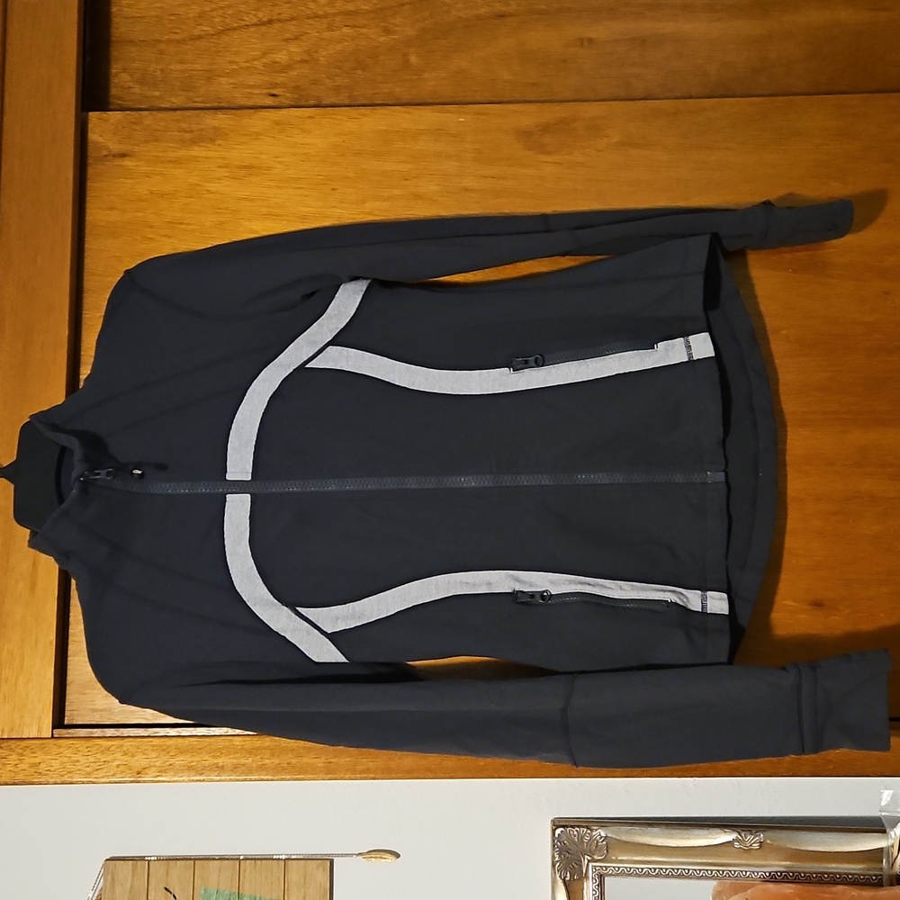 Lululemon Jacket Sz 8